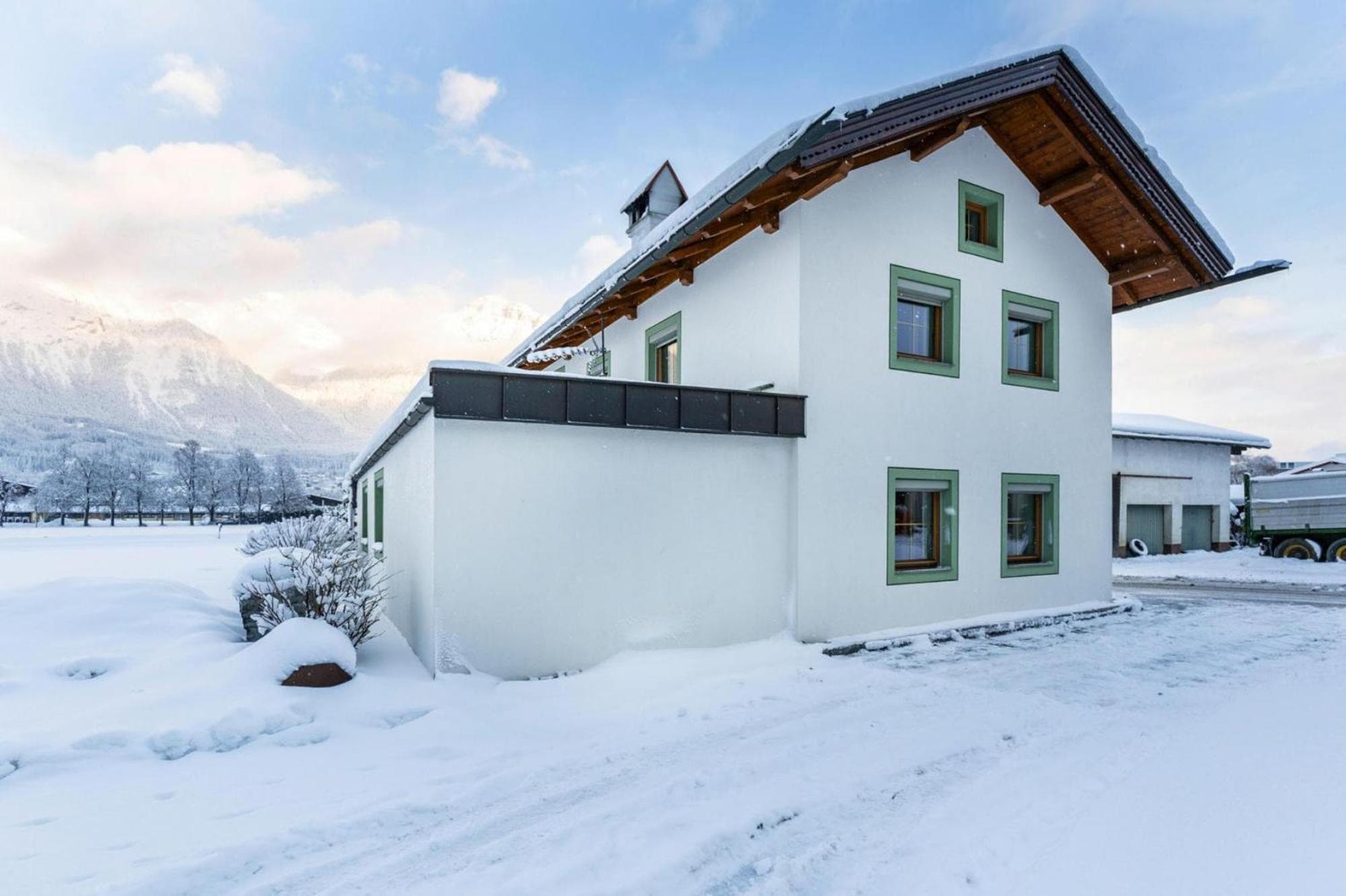 Holiday Home, Strass Im Zillertal Luaran gambar